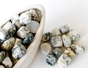 Wholesale Polished <b>Tree</b> Agate 1kg Natural Healing Tumbled Stones Semi Precious <b>Crystal</b> For Decoration Meditation - Product Image 3
