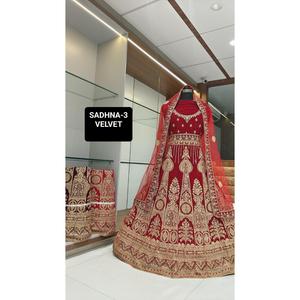 Lehenga Choli de terciopelo hecho a mano con bordado, ropa de novia india y pakistaní para regalos al por mayor - Product Image 3