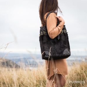 Sac fourre-tout en cuir de chèvre de l'Ouest fermoirs en or serrure et clé nouveau style tendance poches intérieures sac à main décontracté en cuir véritable noir - Product Image 6