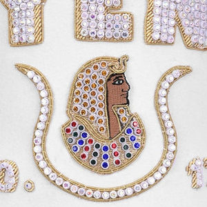 Nouveau chapeau de qualité supérieure Oes Fez-Soie blanche pure avec broderie à la machine à fil et strass Service OEM à faible quantité minimale de commande - Product Image 3