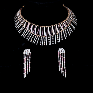 Collier de mariage clouté de diamants ronds taillés en brillant de 5.00 ct en or rose 18 carats avec des pierres de couleur rubis - Product Image 1