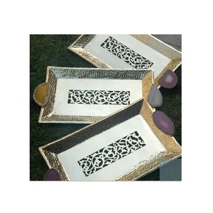 Lot de 2 plateaux de service en bois et en métal de différentes tailles pour dattes et bonbons à prix abordable - Product Image 3