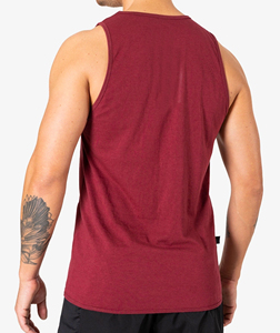 เสื้อกล้ามผู้ชายแบบลำลองระบายอากาศได้ดีเสื้อถักนิตติ้งพร้อมโลโก้ด้านหน้าสำหรับไลฟ์สไตล์และออกกำลังกาย - Product Image 3