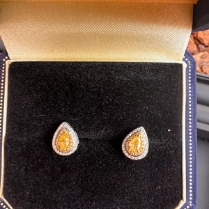 Bijoux mode pour femmes Boucles d'oreilles clous en diamant jaune 18 carats Boucles d'oreilles en forme de poire en or 18 carats diamant jaune et blanc - Product Image 5