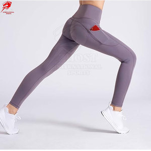 Leggings pour femmes de haute qualité, respirants, tricotés, écologiques, conçus pour le confort, la flexibilité et les séances d'entraînement quotidiennes - Product Image 2