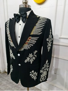 Esmoquin con bordado de águila en negrita para hombre, traje negro con detalles en la parte delantera y trasera - Product Image 5