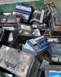 Batterie de voiture usagée de haute qualité, prête à être expédiée, au plomb acide déchargé, économique, vente en gros, fabriquée en Allemagne - Product Image 5