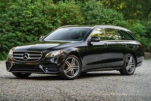 Mercedes-Benz E450 4Matic Wagon 2019 Usado en Buen Estado, 24 mil Millas, Motor V6 Twin-Turbo, Tracción en las Cuatro Ruedas, Paquete AMG Line - Product Image 3