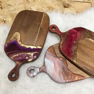 Resin And Wooden Chopping Board With Strong Natural Wood Quality Perfect For Professional <b>Kitchens</b> Farmhouse Homes - Product Image 3