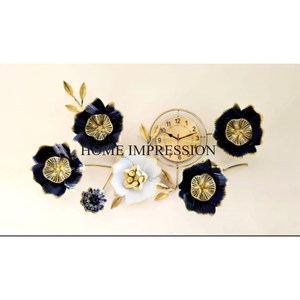 Relojes decorativos de pared hechos de metal resistente de diseñador de flores de color blanco y dorado de proveedor indio a un precio impresionante - Product Image 6