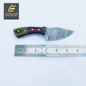 Cuchillo de caza hecho a mano de acero de Damasco, recién llegado, cuchillo táctico de supervivencia con mango de madera y funda de cuero. - Product Image 3