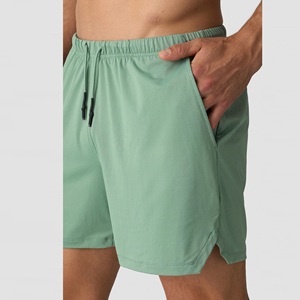 Shorts de sport pour hommes personnalisés, été, séchage rapide, 100% polyester, poches latérales, taille élastique, coupe ample, pour la course à pied et le fitness - Product Image 3