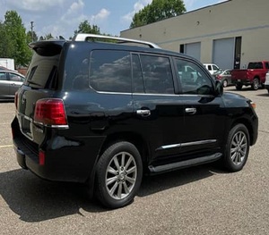 2011 Lexus LX 570มือสองอย่างประณีตรับประกัน3ปี - Product Image 2