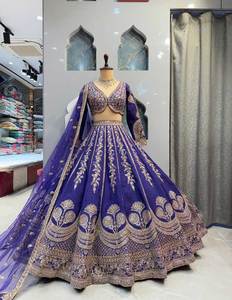 Lehenga Choli de Diseñador Hermoso y Popular para Bodas y Fiestas, Compre Directamente del Fabricante Indio - Product Image 1