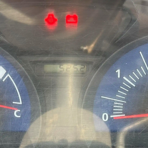 Tracteur Kubota M4073 d'occasion avec composants de base à vendre - Product Image 5