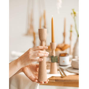 Bougeoir en bois pour décorations de maison et d'hôtel Piliers en bois pur Bougeoir support à bas prix Nouvelle dernière conception en gros - Product Image 5