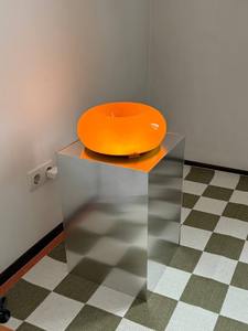 Table d'appoint en aluminium fabriquée à la main la plus vendue avec une texture et une finition uniques pour les intérieurs design d'Inde - Product Image 2