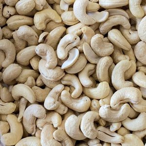 Anacardos baratos al por mayor W240 anacardos Vietnam corto plazo de entrega - Product Image 1