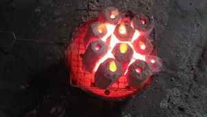 BRIQUETTES DE CHARBON DE BOIS HEXAGONAL PAR BIWOOD COMPANY VIETNAM BON POUR BARBECUE, PRÊT À VENDRE, MEILLEUR VENDEUR - Product Image 5