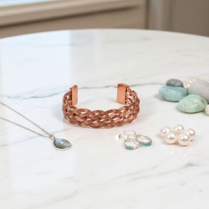 Bracelet jonc ouvert en laiton plaqué argent, dernier cri, élégant, pour femmes, bijoux de créateur, gravure personnalisée, au meilleur prix - Product Image 3