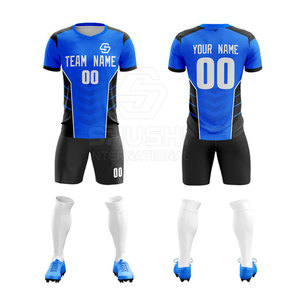 Prix d'usine ensembles d'uniformes de football personnalisés séchage rapide de haute qualité 100% Polyester unisexe adultes tarif de gros toutes les saisons 2025 - Product Image 1