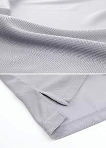 Polos T-shirt polo Votre garde-robe en a besoin d'un polo imprimé en coton qui fusionne charme intemporel et confort cool - Product Image 4