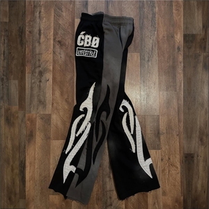 Custom Men Midweight Cotton Patchwork Street Sweatpants Distressed Stone Wash Vintage Applique Embroidery Eco-Friendly - Product Image 5