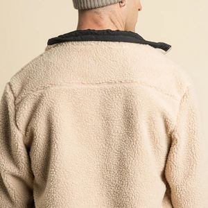 Veste polaire Sherpa légère et confortable pour hommes Style de rue haute avec design brodé Street Wear - Product Image 5