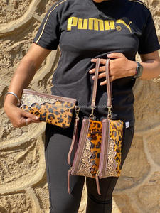 Cartera de mano de cuero con herramientas para mujer, monedero con pelo, elegante, de cuero - Product Image 3