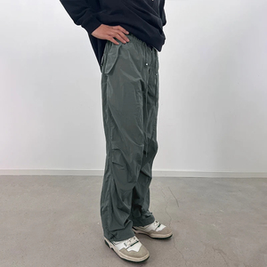 Veste coupe-vent unisexe en nylon sergé de coton, grammage lourd, coupe régulière, pantalon coupe-vent à jambe large en nylon, coupe régulière - Product Image 3