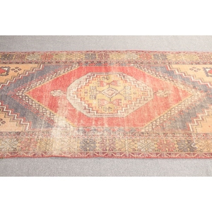 Alfombra Vintage de 3.8x7.1 pies, Alfombra Turca Geométrica Roja - Product Image 3