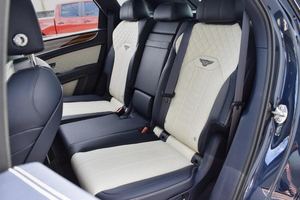 รถ SUV CROSSOVER AWD ปี 2021 เครื่องยนต์ V8 สภาพเหมือนใหม่ สะอาดมาก มือสอง - Product Image 3