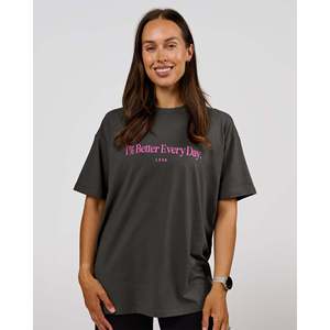 VS6 1% Better Father's Day Oversized Tee-Dark Storm Camiseta de algodón sólido con estampado serigrafiado - Product Image 4