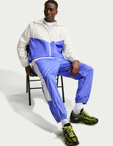 Ensemble coupe-vent deux pièces sur mesure fabriqué en usine 2026 avec veste courte en polyester et coton pour garçon – OEM - Product Image 1