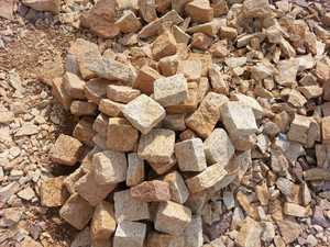 Pavés en granit jaune naturel, surface brute naturelle, durables, traditionnels, pour aménagement paysager extérieur, zones de stationnement - Product Image 2