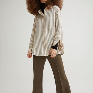 Nouvel arrivage de vêtements de bureau de luxe pour femmes sur mesure conception OEM chemises habillées motif à carreaux Spandex matériel patchs décoration - Product Image 4