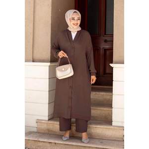 Aerobin Hijab Modest Sets Ensemble 2 pièces marron à col boutonné - Product Image 2