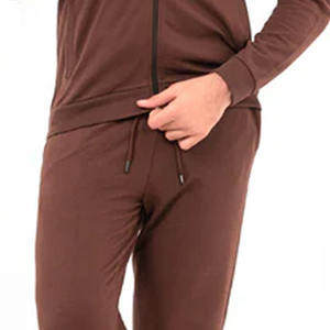 Nouvelle arrivage de survêtements pour hommes avec logo personnalisé Matériau durable de pointe pour l'extérieur en hiver Respirant et confortable - Product Image 5