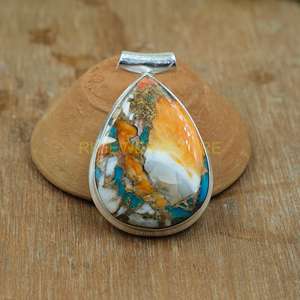 Pendentif en Turquoise Orange Spiny Oyster, Pendentif en Argent Sterling 925, Pendentif Statement, Collier avec Pendentif, Pendentif en Pierre de Grande Taille, Bijoux - Product Image 6
