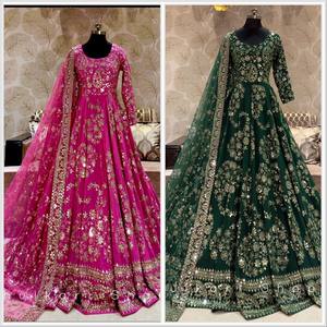 Hermoso Vestido de Fiesta de Seda Chinon Pesada - Pent Dupatta - Product Image 1