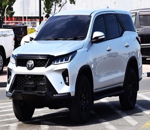 LISTO PARA ENVIAR, TO-YO-TA FO-RTU-NER AWD DIÉSEL 2.8L 2023, VOLANTE A LA DERECHA - Product Image 1