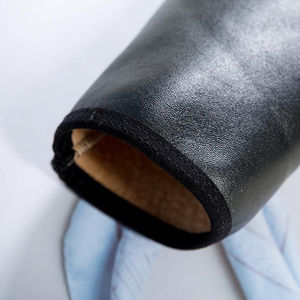 Chaussettes pour hommes en cuir 100% en gros, antibactériennes, respirantes, antidérapantes, écologiques, sur mesure, de haute qualité - Product Image 5