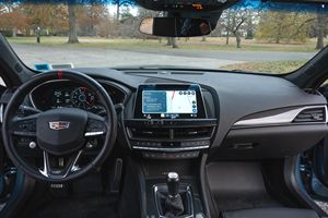 2024 Cadillac CT5-V Blackwing Gasolina, Bajo Kilometraje - Product Image 5