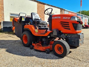 New Kubota G261HD <b>Ride</b>-On Kobota Mower <b>Tractor</b> - Low-Maintenance - Product Image 5