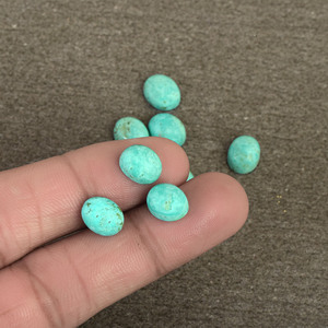 Tamaño personalizado forma ovalada verde cabujón suelto calibrado piedra preciosa Arizona turquesa Kingman piedras preciosas sueltas para la fabricación de joyas - Product Image 4