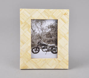 Cadre photo incrusté d'os de qualité supérieure ton ivoire neutre bois rustique et motif géométrique moderne Design classique bureau - Product Image 1