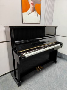 เปียโนตั้งพื้น Kawai BL51 88 คีย์ คีย์บอร์ดไม้แท้แบบถ่วงน้ำหนัก สีดำคลาสสิก เปียโนอะคูสติกสำหรับการเล่น - Product Image 1