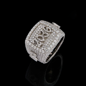 Anillo de Cóctel de Lujo con Moissanita VVS de Corte Redondo, Número Personalizado, Plata de Ley 925, Bañado en Rodio, para Regalo de Cumpleaños, Unisex - Product Image 4