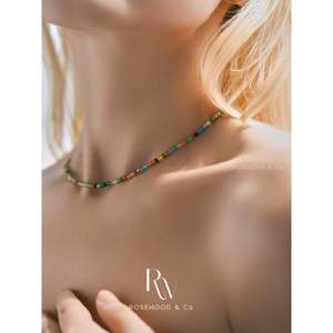 Collana Trendy con Pendente in Agata Verde, Girocollo Arcobaleno Anti-ossidazione con Perline di Onice e Pietre Naturali, Stile Unico - Product Image 2