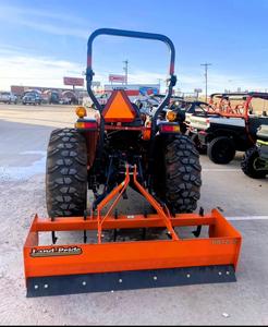 Tracteur compact Kubota, mini-tracteur efficace, moteur diesel, machine agricole 4x4. - Product Image 5